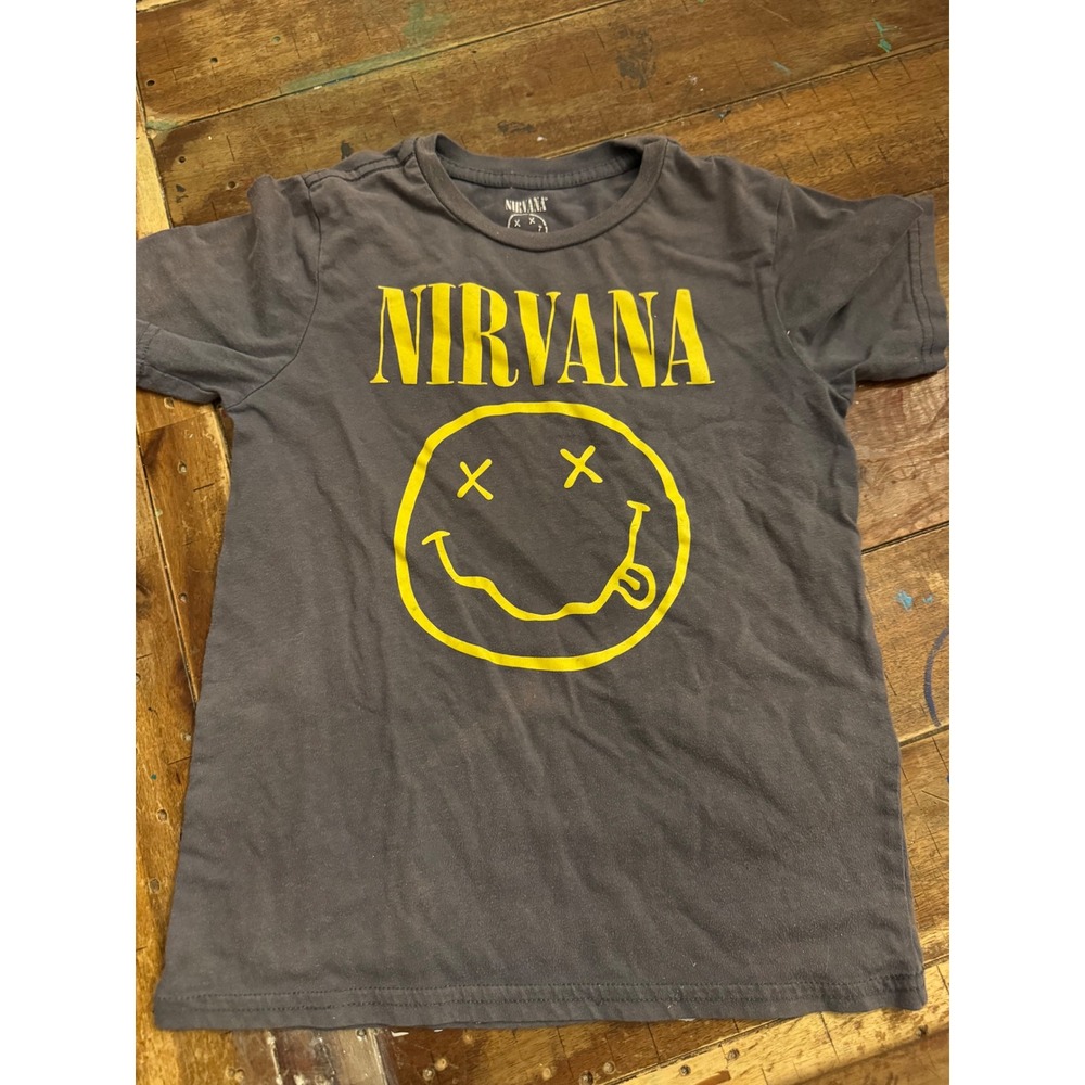 Nirvana Kids Charcoal Gray Smiley Face Graphic T-Shirt Size 8 Short Sleeve Tee